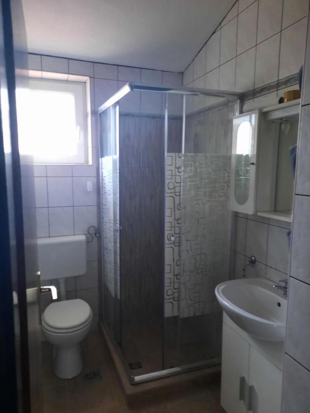 Apartments Visnja Нин Екстериор снимка