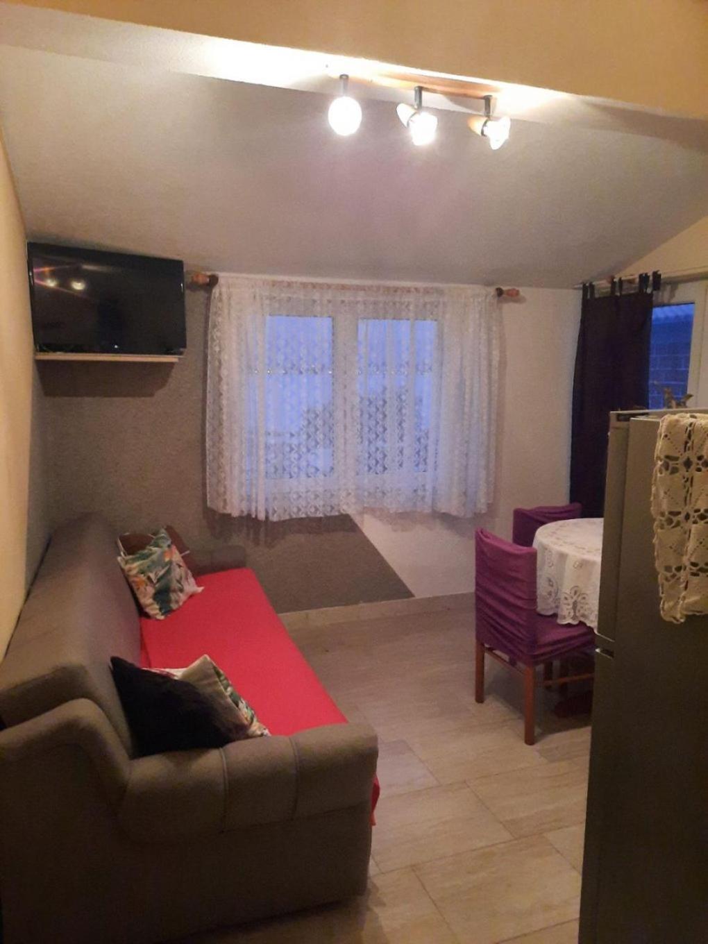 Apartments Visnja Нин Екстериор снимка